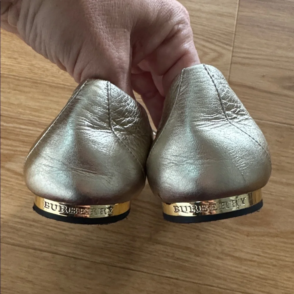 Burberry Girls Gold Metallic Bow Ballet Flats Size 34EU or 3Y Holiday Luxury
